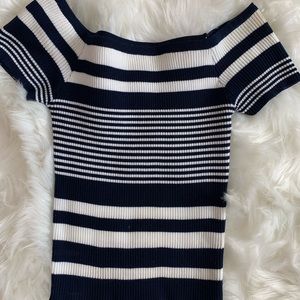 Off shoulder cropped shirt